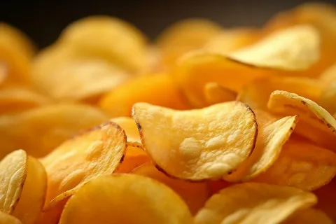 تصویر 4 از چیپس سرکه فیدل با روغن طبیعی و طعم ملایم